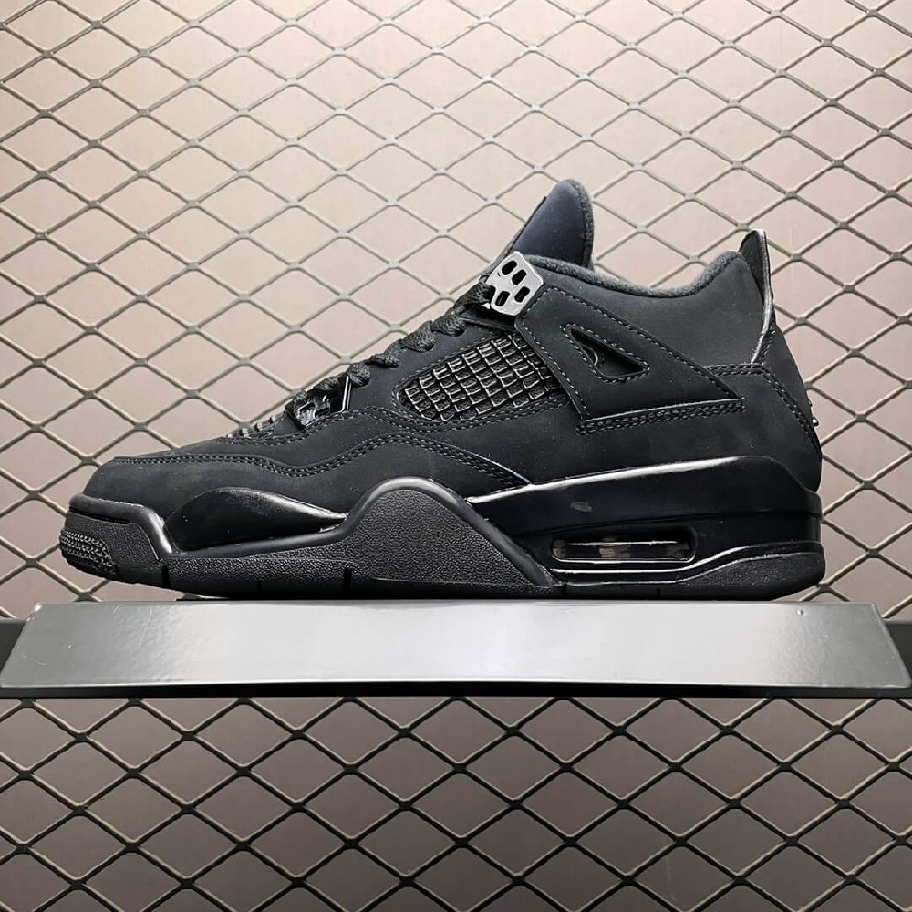 Air Jordan 4 Retro 黑猫 CU1110-010