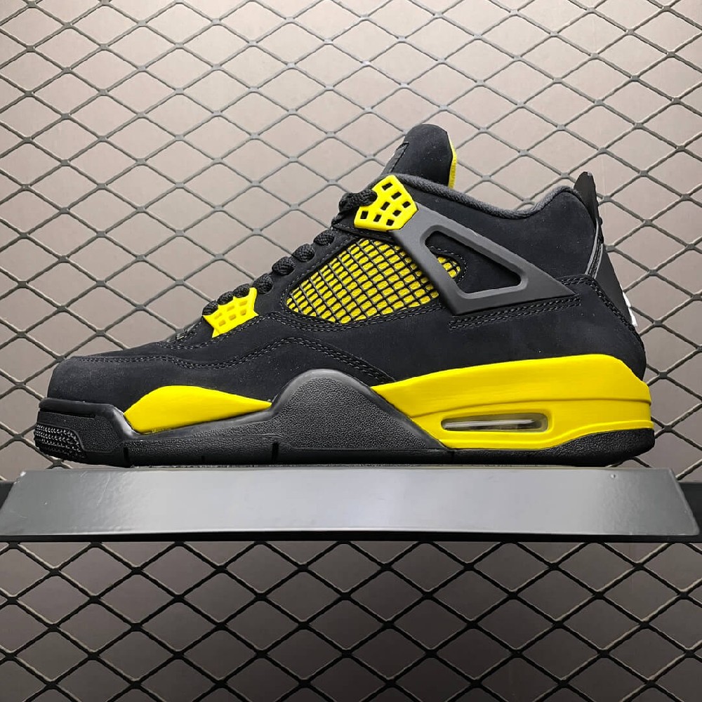 Air Jordan 4 Retro 