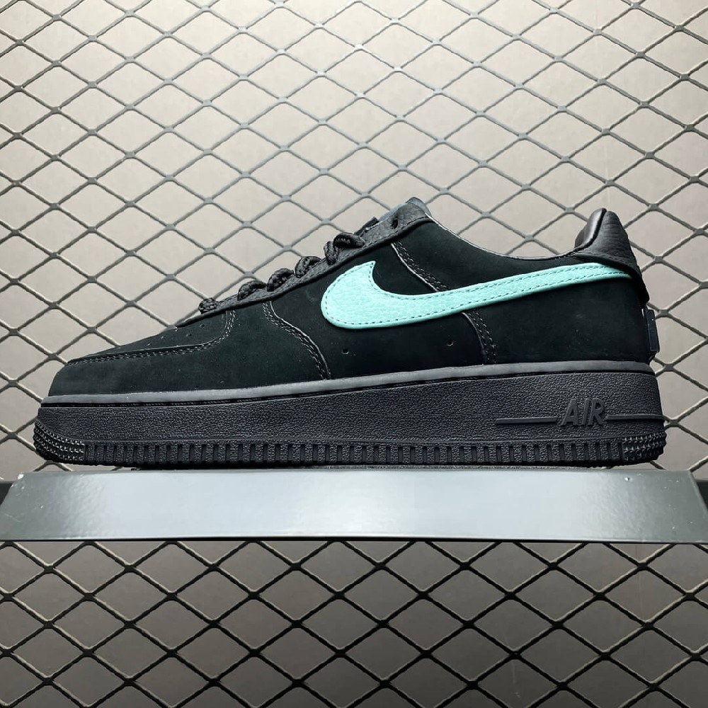 Tiffany & CO x Nike Air Force 1 Low 