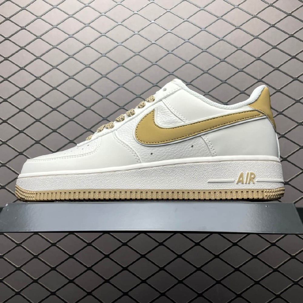 Nike Air Force 1 空军一号 GL6835-002 休闲运动板鞋