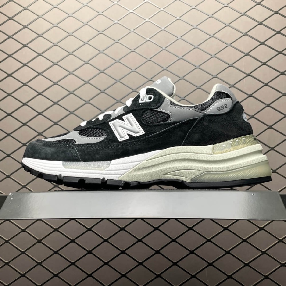 New Balance M992EB 新百伦复古休闲跑步鞋